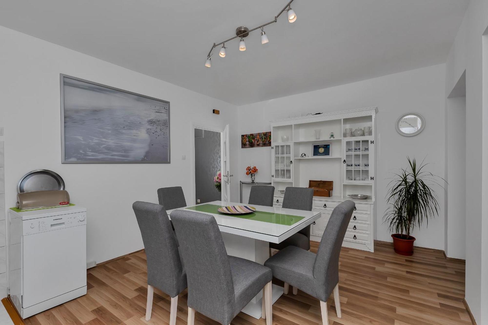 Apartment Sabina Makarska Exteriör bild