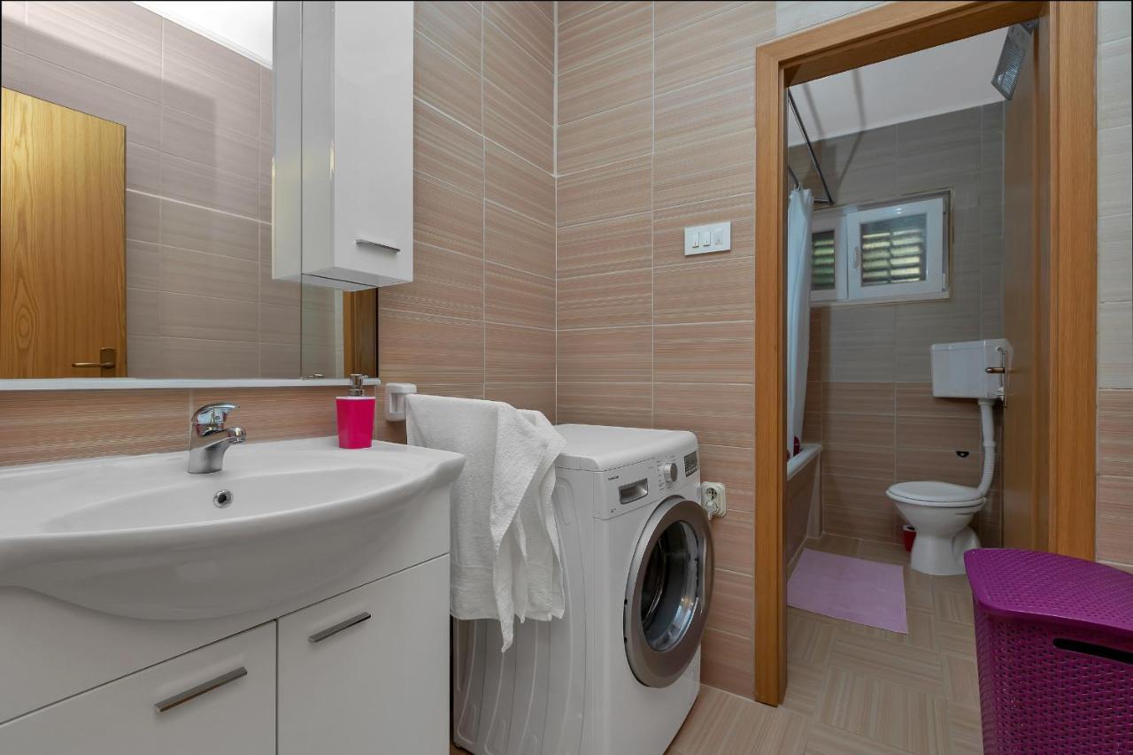 Apartment Sabina Makarska Exteriör bild