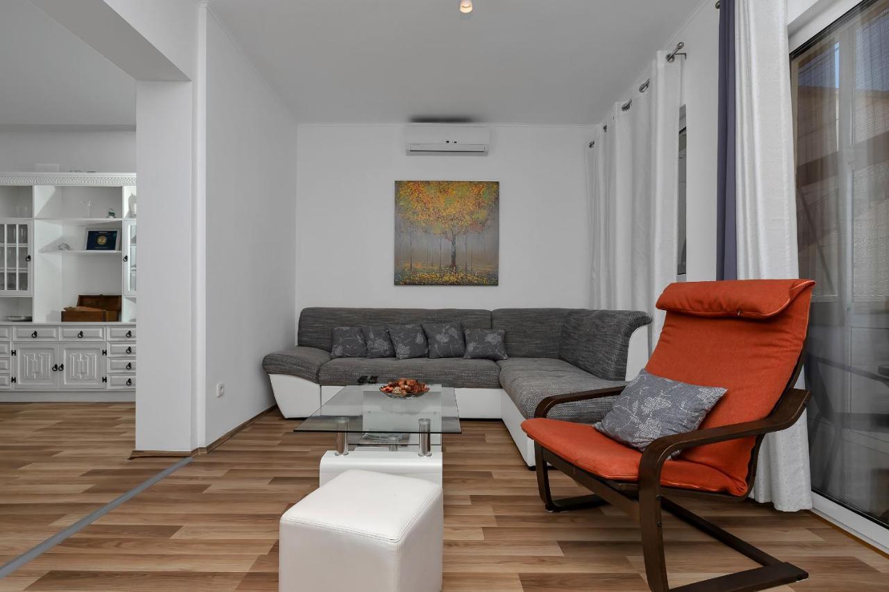 Apartment Sabina Makarska Exteriör bild